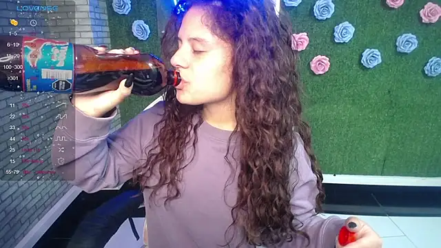 Snapshot of Velvet_Moon_V chatting on 02/07/26, 01:08 Velvet Moon V online show from 02/07/26, 01:08