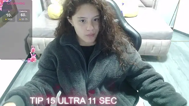 Snapshot of Velvet_Moon_V chatting on 01/16/26, 01:15 Velvet Moon V online show from 01/16/26, 01:15