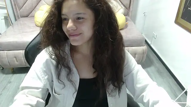 Snapshot of Velvet_Moon_V chatting on 11/20/25, 01:12 Velvet Moon V online show from 11/20/25, 01:12