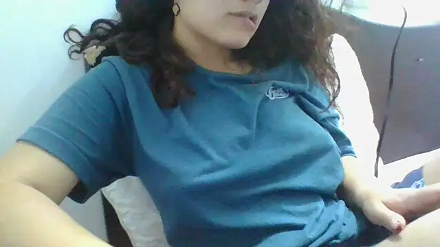 Velvet Moon V online show from 04/15/26, 04:51