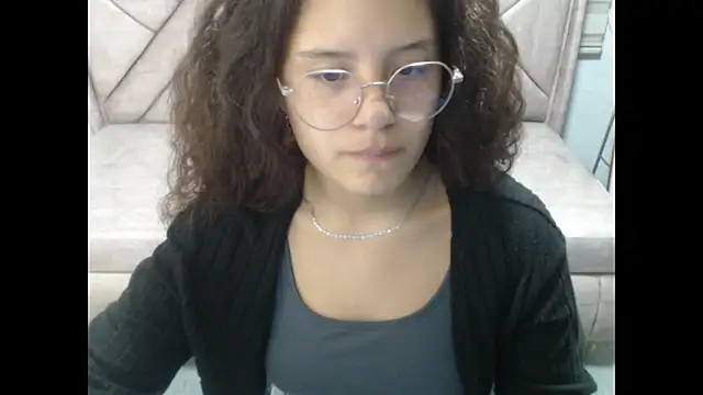 Velvet Moon V online show from 03/19/26, 07:47