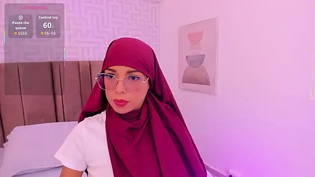 naishaa  online show from 03/09/26, 01:36