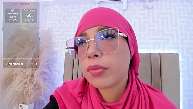 Snapshot of naishaa_ chatting on 07/03/26, 05:30 naishaa online show from 07/03/26, 05:30
