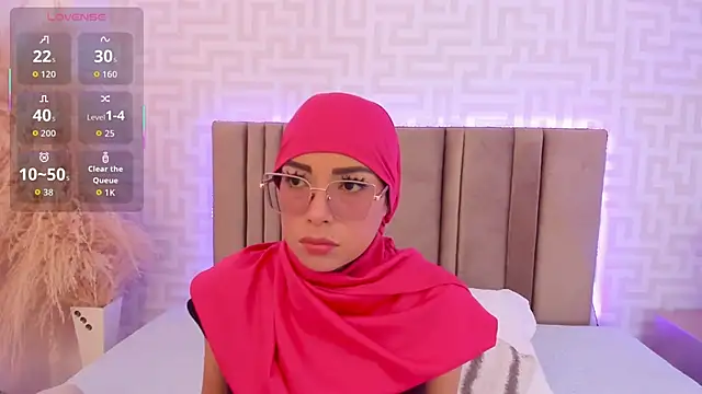Snapshot of naishaa_ chatting on 06/26/26, 06:03 naishaa online show from 06/26/26, 06:03