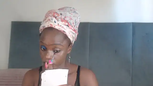 Jah-Queen online show from 10/24/25, 09:41