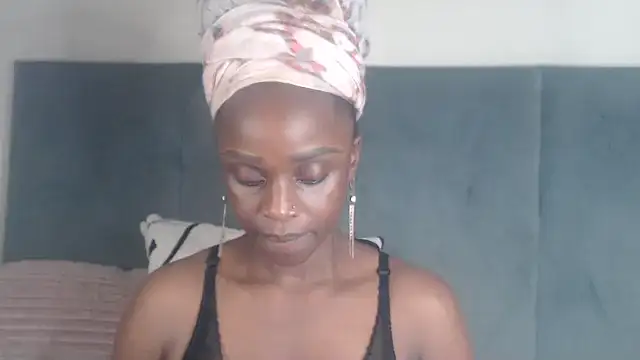 Jah-Queen online show from 10/19/25, 10:07