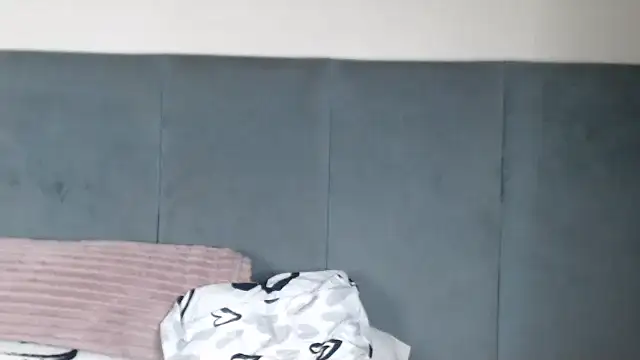 Jah-Queen online show from 12/20/25, 08:44