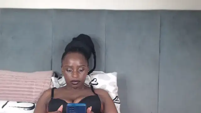 Jah-Queen online show from 01/06/26, 07:51