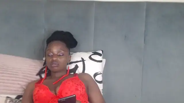 Jah-Queen online show from 10/25/25, 05:02