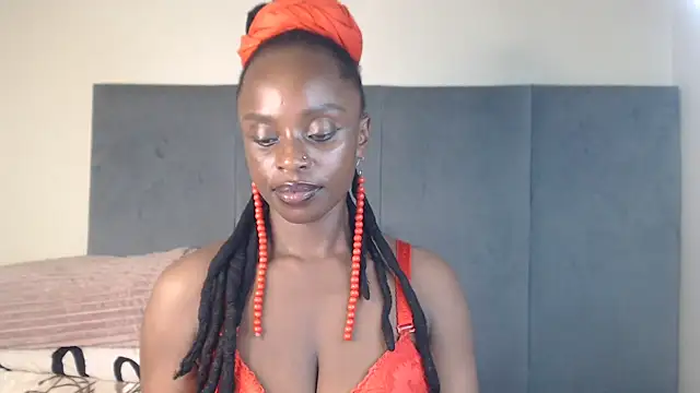 Snapshot of Jah-Queen chatting on 10/03/25, 08:32 Jah-Queen online show from 10/03/25, 08:32