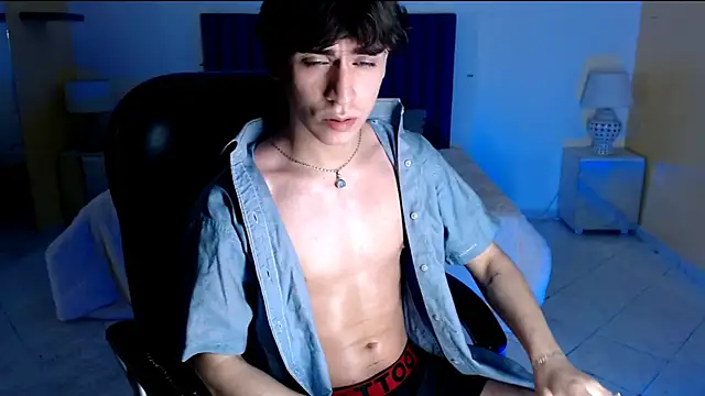 Snapshot of RoberthAlv chatting on 02/17/26, 01:41 RoberthAlv online show from 02/17/26, 01:41