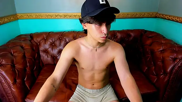 RoberthAlv online show from 04/07/26, 12:40