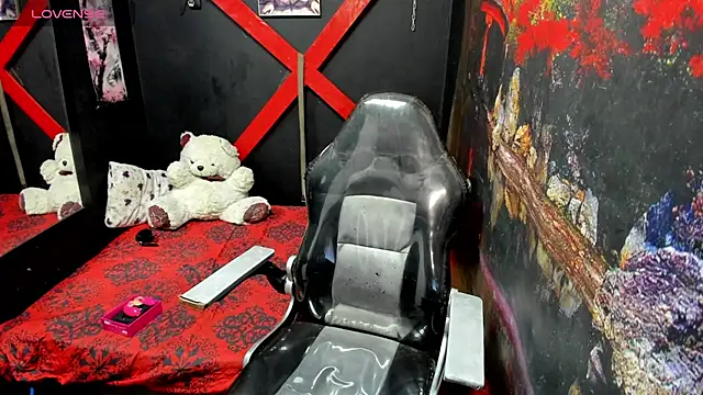 Snapshot of miatentazione chatting on 11/22/25, 11:58 miatentazione online show from 11/22/25, 11:58