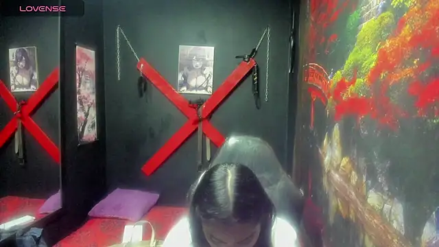 Snapshot of miatentazione chatting on 11/12/25, 11:58 miatentazione online show from 11/12/25, 11:58