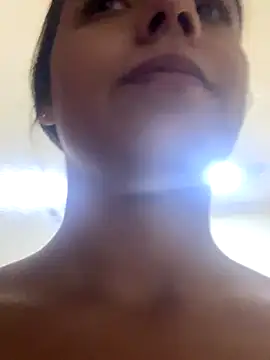 Snapshot of miatentazione chatting on 09/25/25, 12:11 miatentazione online show from 09/25/25, 12:11