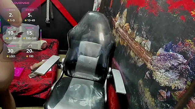 Snapshot of bellaseduzione chatting on 10/25/25, 11:53 bellaseduzione online show from 10/25/25, 11:53