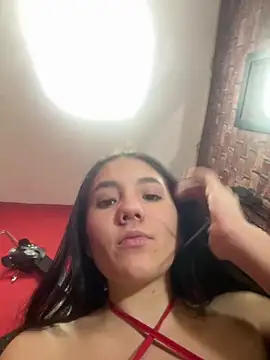 Snapshot of bellaseduzione chatting on 11/22/25, 01:54 bellaseduzione online show from 11/22/25, 01:54