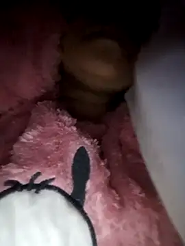 hotty-nisha online show from 11/28/25, 07:03