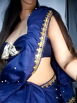 Snapshot of hotty-nisha chatting on 10/11/25, 12:17 hotty-nisha online show from 10/11/25, 12:17