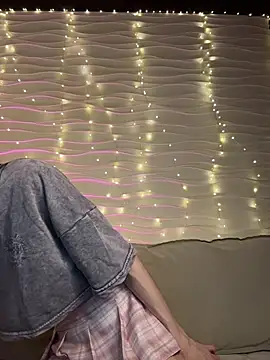 madi snow online show from 02/18/26, 05:38