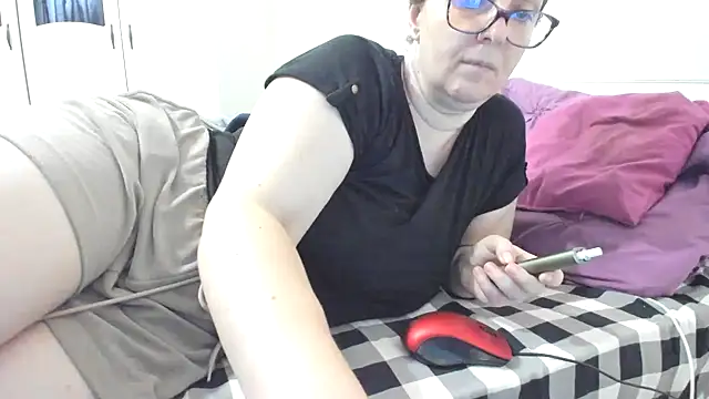 wetladyjoy online show from 07/04/26, 07:48