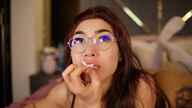  ChloeLee  online show from 03/11/26, 08:30