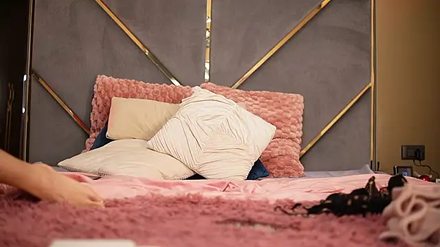  ChloeLee  online show from 03/19/26, 08:03