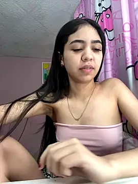  Alix 7 online show from 10/10/25, 02:07