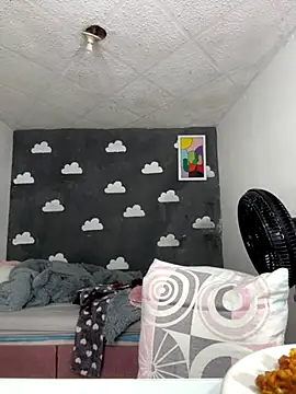  Alix 7 online show from 10/08/25, 08:31