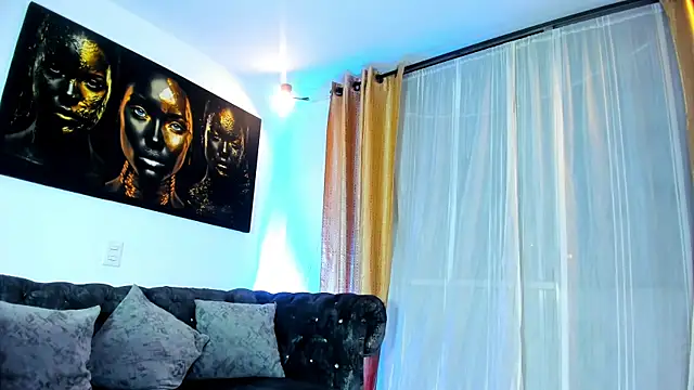  Mia Pink  online show from 01/06/26, 03:32