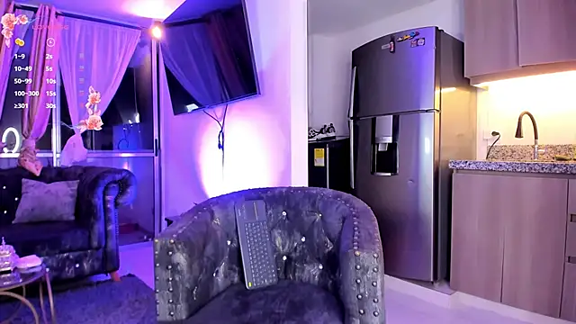  Mia Pink  online show from 05/28/26, 04:42