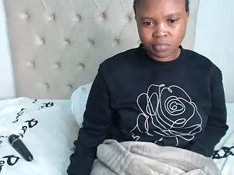 Lolly Ramochele online show from 12/15/25, 12:16