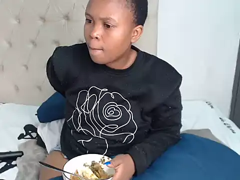 Lolly Ramochele online show from 03/03/26, 04:25