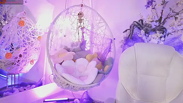 JadeSummerr online show from 10/09/25, 11:44