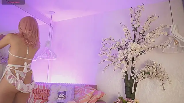 JadeSummerr online show from 11/15/25, 11:47