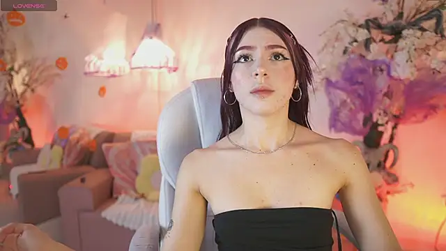 JadeSummerr online show from 10/18/25, 11:45