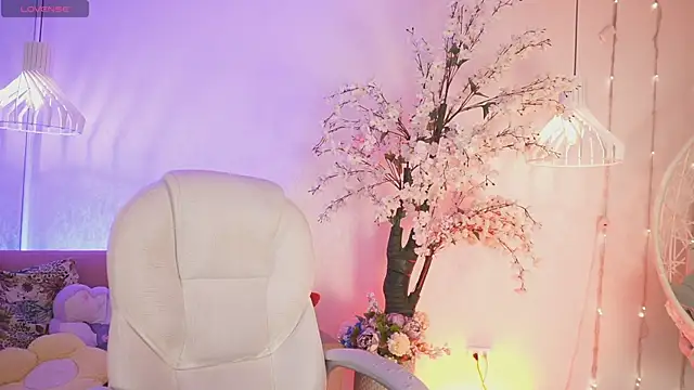 JadeSummerr online show from 12/17/25, 11:37