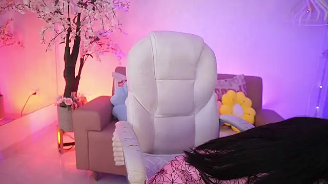 JadeSummerr online show from 04/13/26, 12:42