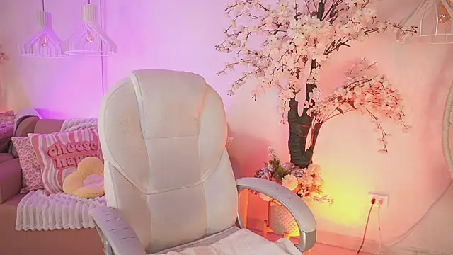 JadeSummerr online show from 11/08/25, 11:47