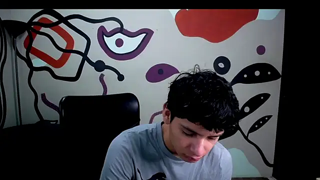 Snapshot of Luca_vega chatting on 09/15/25, 01:11 Luca vega online show from 09/15/25, 01:11