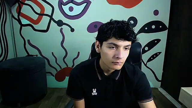 Snapshot of Luca_vega chatting on 09/29/25, 01:06 Luca vega online show from 09/29/25, 01:06