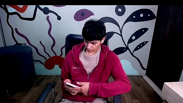 Snapshot of Luca_vega chatting on 09/16/25, 01:12 Luca vega online show from 09/16/25, 01:12