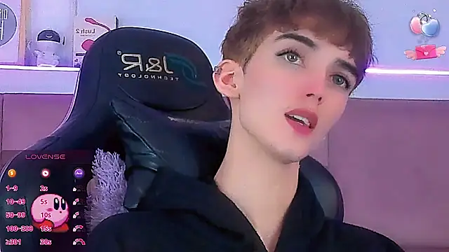 Baby FenixTS online show from 02/14/26, 09:09