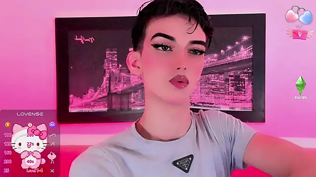 Snapshot of Baby_FenixTS chatting on 10/08/25, 04:36 Baby FenixTS online show from 10/08/25, 04:36