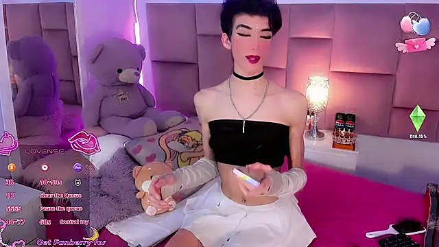 Snapshot of Baby_FenixTS chatting on 11/27/25, 09:48 Baby FenixTS online show from 11/27/25, 09:48