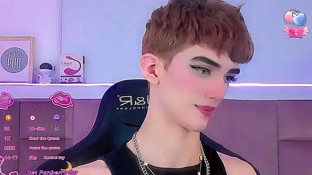 Baby FenixTS online show from 02/11/26, 07:03