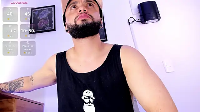 Noah devil  online show from 11/07/25, 02:27