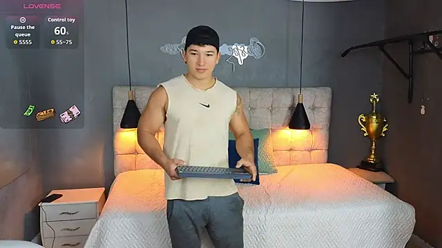 Snapshot of Horny_nick18 chatting on 09/19/25, 12:31 Horny nick18 online show from 09/19/25, 12:31