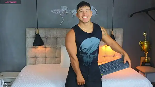 Horny nick18 online show from 01/08/26, 11:27