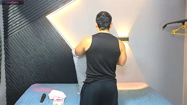 Horny nick18 online show from 02/28/26, 12:16